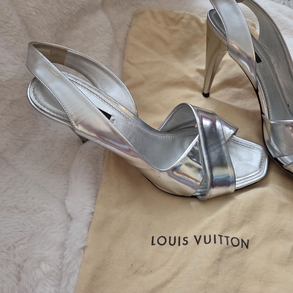 Louis Vuitton Metallic Silver Slingback Heels